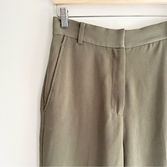 H&M Khaki Cropped pant - Picture 2 of 5